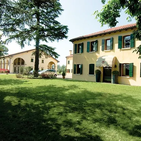 فندق Venice Airport