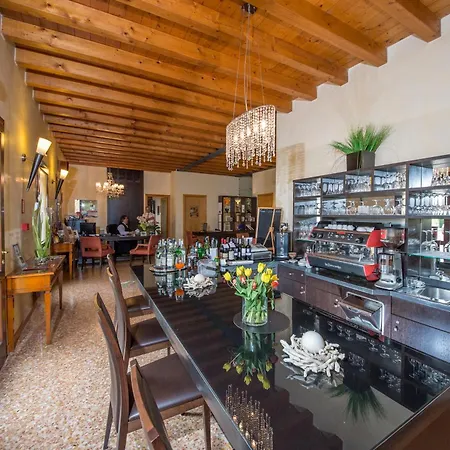 Venice Airport Otel Tessera