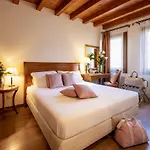 Venice Airport 4* Тессера