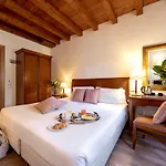 Venice Airport Отель Тессера