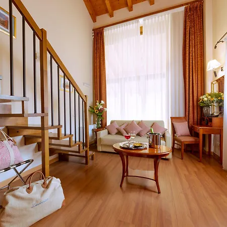 Venice Airport 4* Tessera