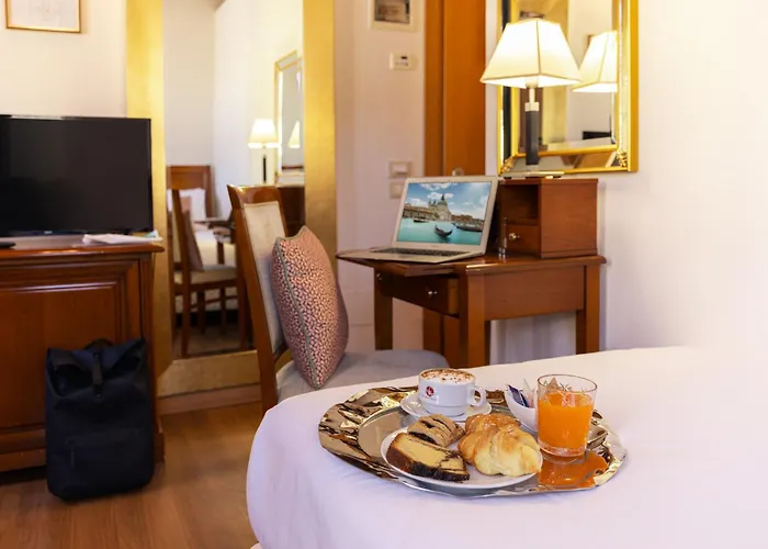 Venice Airport 4* Tessera