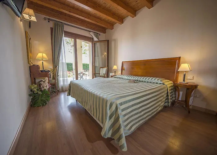 Venice Airport Hotel Tessera